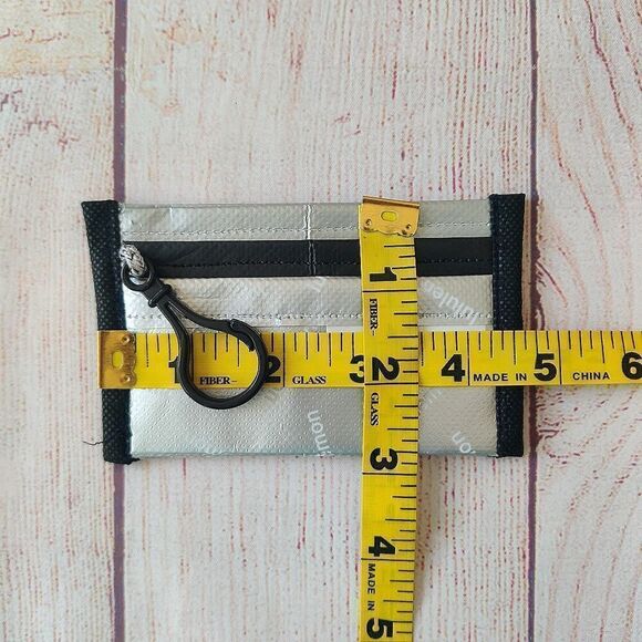 Lululemon handmade crossbody phone holder with card holder - Picture 9 of 9